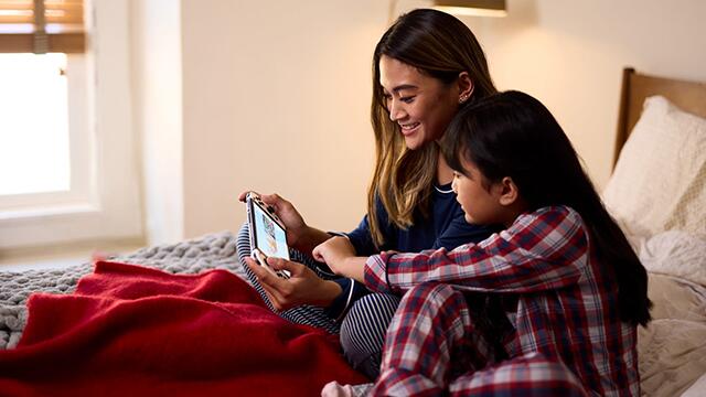 Nintendo-Switch-OLED-White-64GB_5